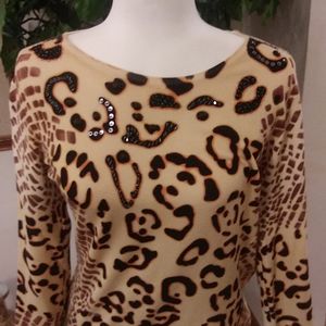 ANIMAL PRINT TOP